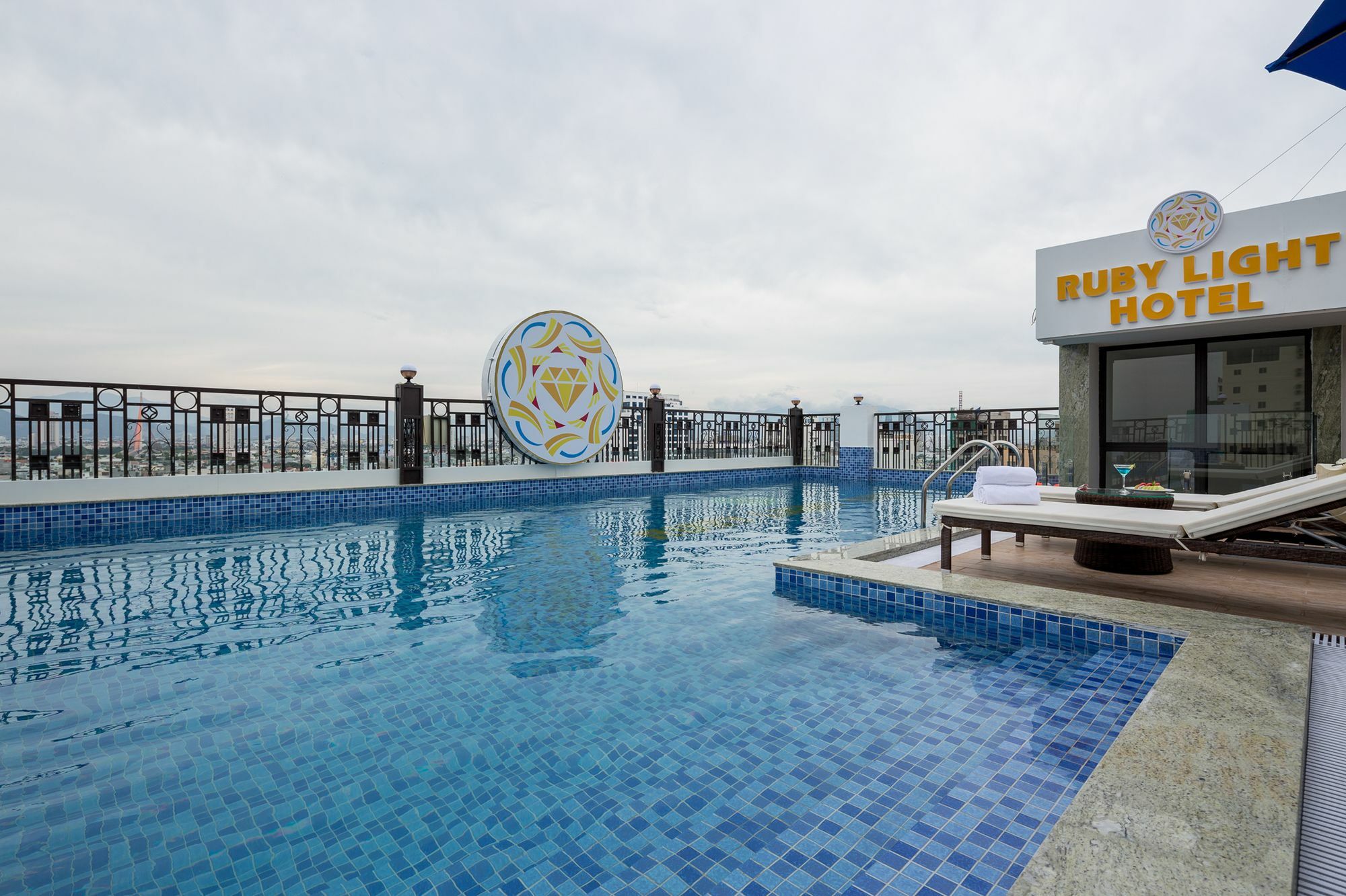 Ruby Hotel Дананг Екстер'єр фото
